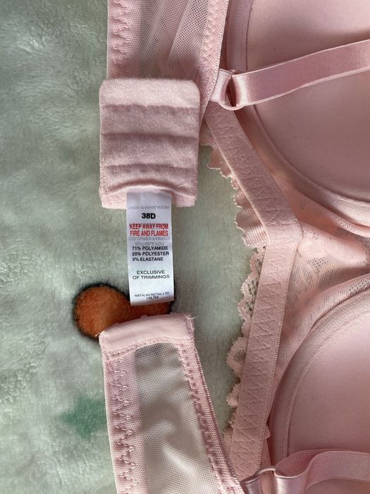 Бюстгалтер рожевий