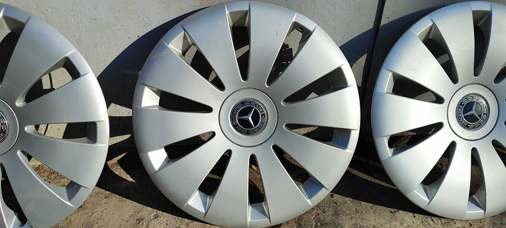 Оригінальні ковпаки Mercedes R17