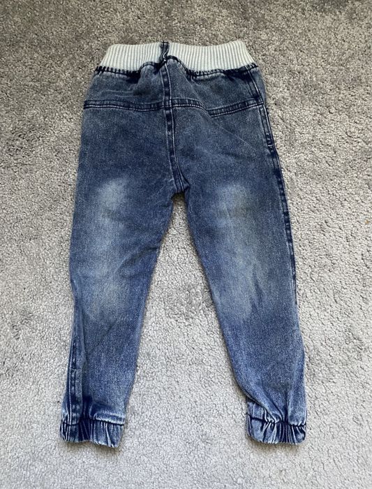 Детские джинсы