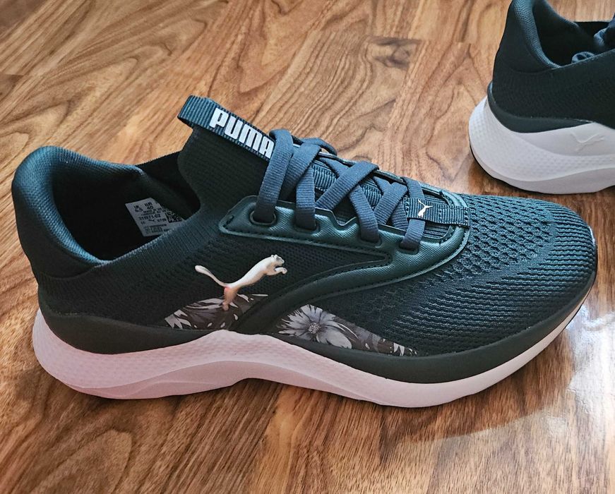 Нові літні кросівки Puma 40 р