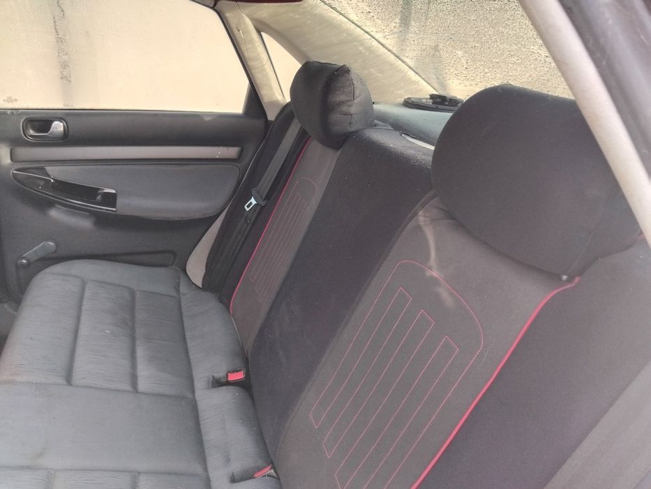 Ауді А 4 1995 рік 2.6