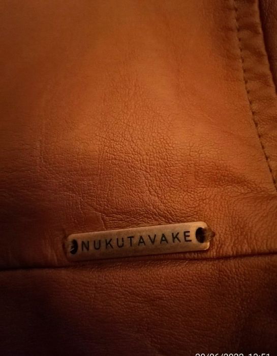 Casaco de cabedal beje