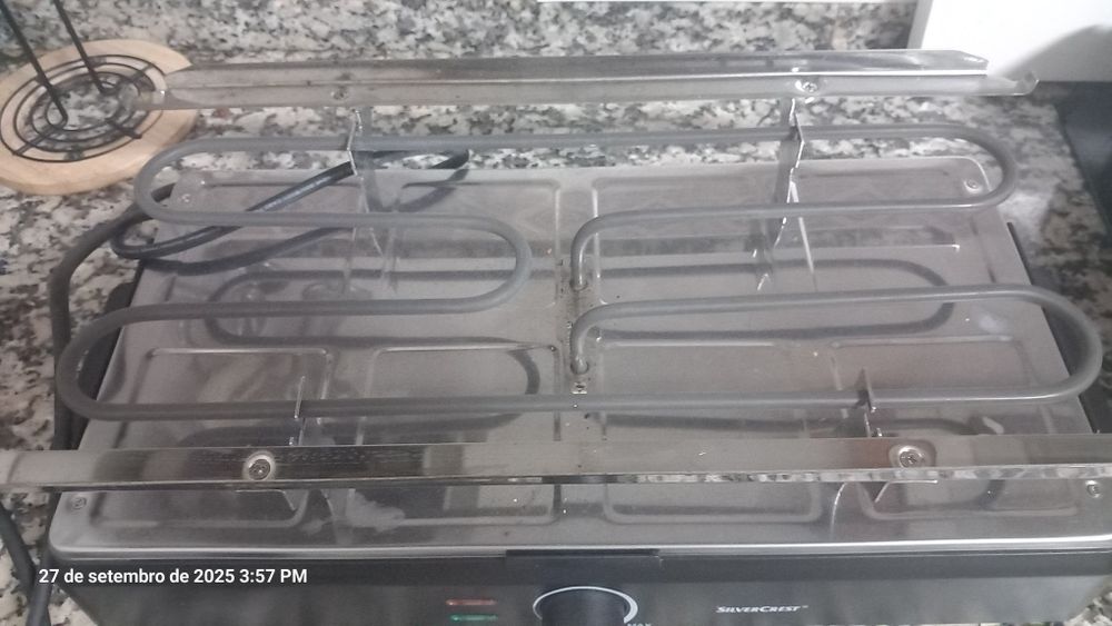 Churrasqueira dupla.