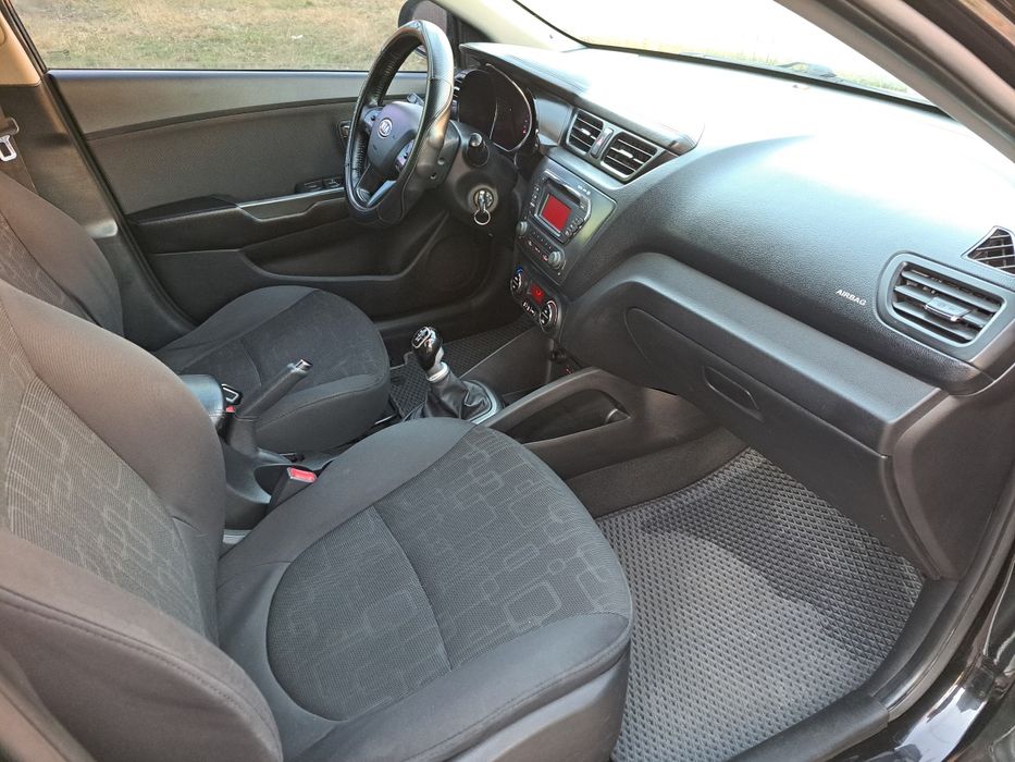 Kia Rio 3 2011 року, 1.6 MPI Газ/бензин, комплектація Prestige