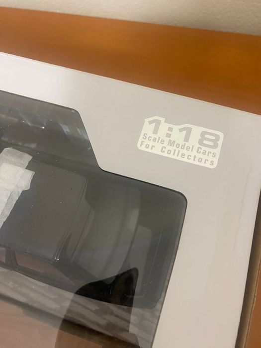 BMW e30 sport evo solido 1:18