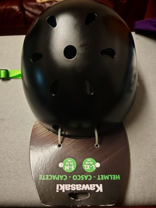 Capacete Kawasaki skate etc