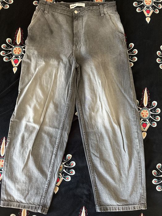 Spodnie jeansy Bershka