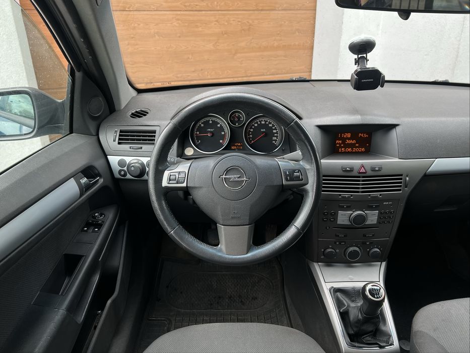 Opel Astra 1.9D 6 biegow, tempomat, multifunkcja, el szyby, komputer