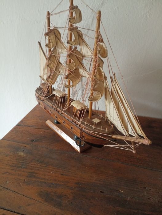 Barco de madeira 50 cm