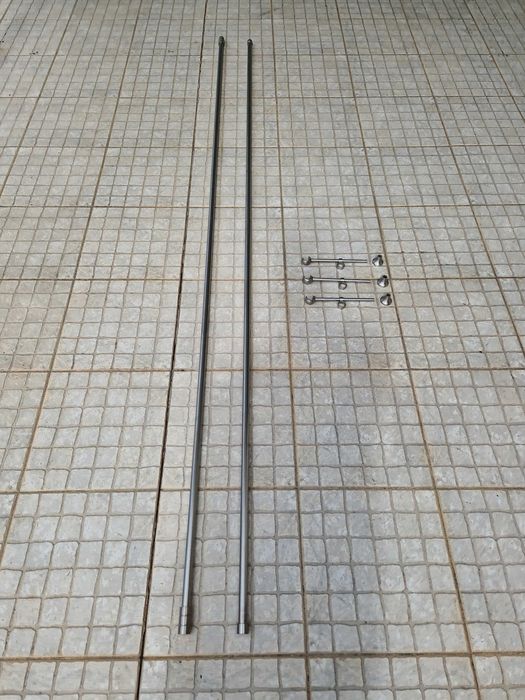 Varões duplos para cortinados em inox.