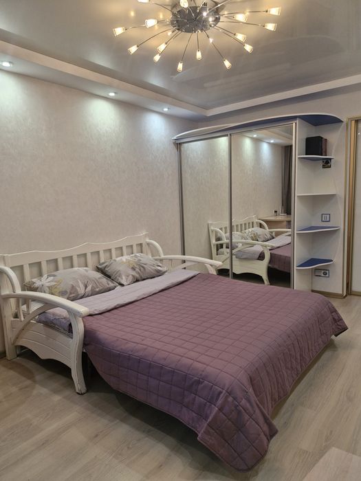 Подобово 2к, м Індустріальна, ХТЗ, вул Миру (поруч з 18 поліклінікою)