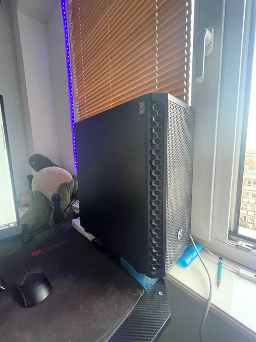 komputer gamingowy używany 2-3 lata