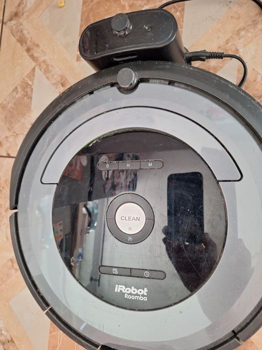 Robot sprzątający iRobot roomba