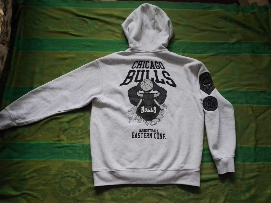 Толстовка Chicago Bulls NBA размер М.