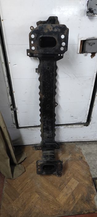 Підсилювач бампера (шина) Форд Фієста