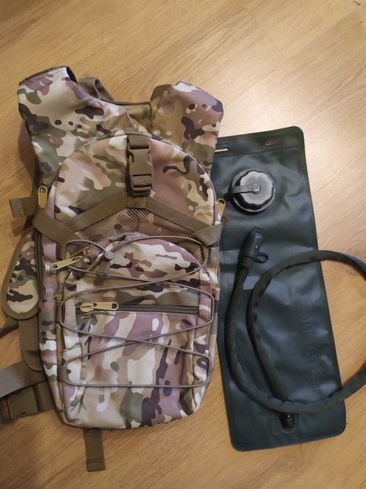 Рюкзак з гідратором (Мультикам)