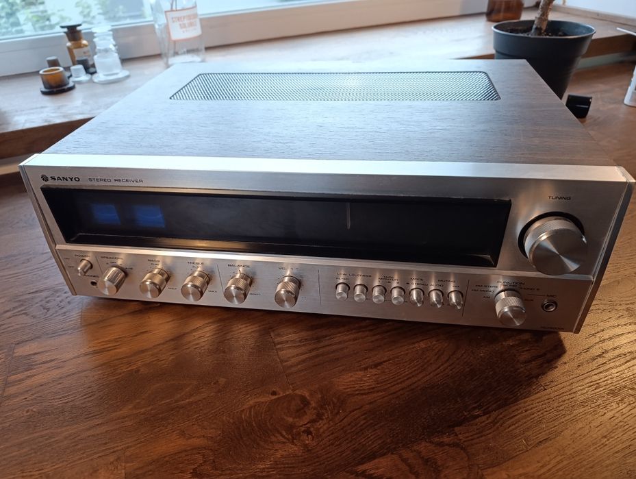 Ресивер Sanyo dcx 6000