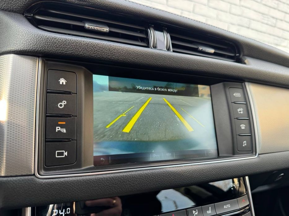 Jaguar XF-35t AWD Car Invest Ukraine Лізинг