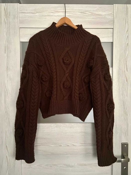 Brązowy krótki sweter golf ZARA