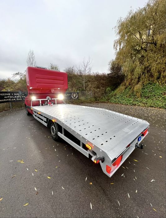PRODUCENT autolawet aluminiowych – najazdy, platforma, zabudowa