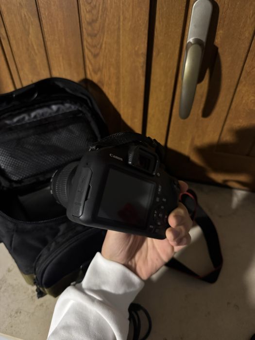 Vendo kit câmara cânon 1200D