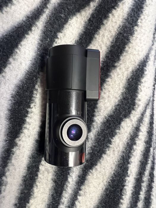 Відеорегістратор новий. BLACKVUE   DR750X-2CH