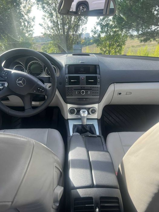 Mercedes-Benz C220 CDI