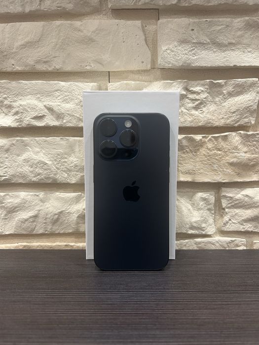 iPhone 15 Pro 128GB 92% Bateria Blue Titanium