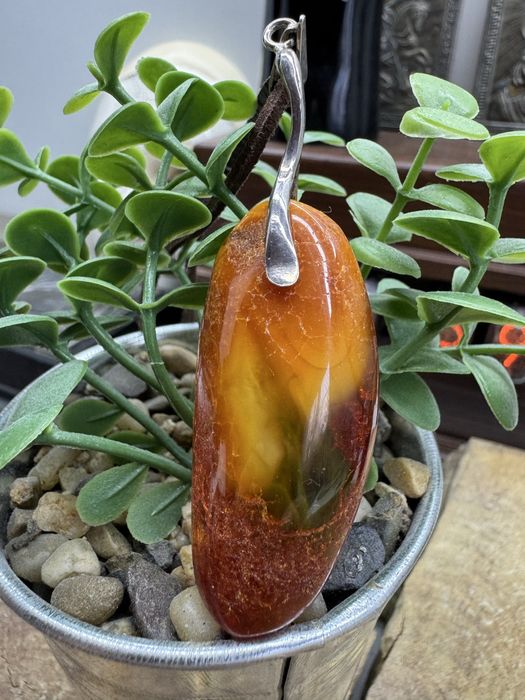Piękny wisiorek naturalny bursztyn 9.4g