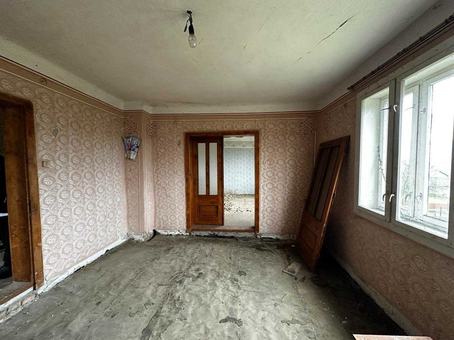 Продається будинок в с. Крива