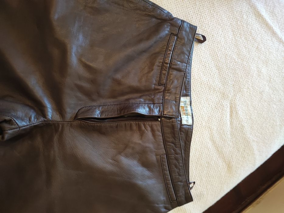 Calças em pele castanha Tintoretto