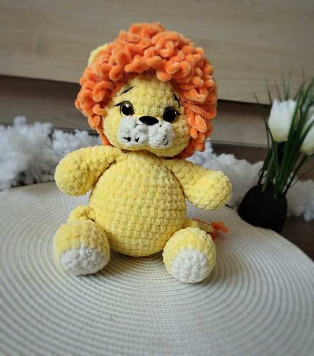 Lew na szydełku dla dzieci