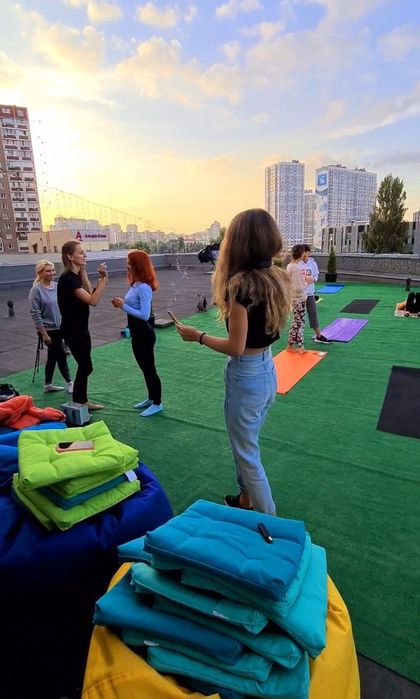 Аренда под НОВЫЙ ГОД, ДЕНЬ РОЖДЕНИЕ, праздник, почасово снять: 400 грн ...