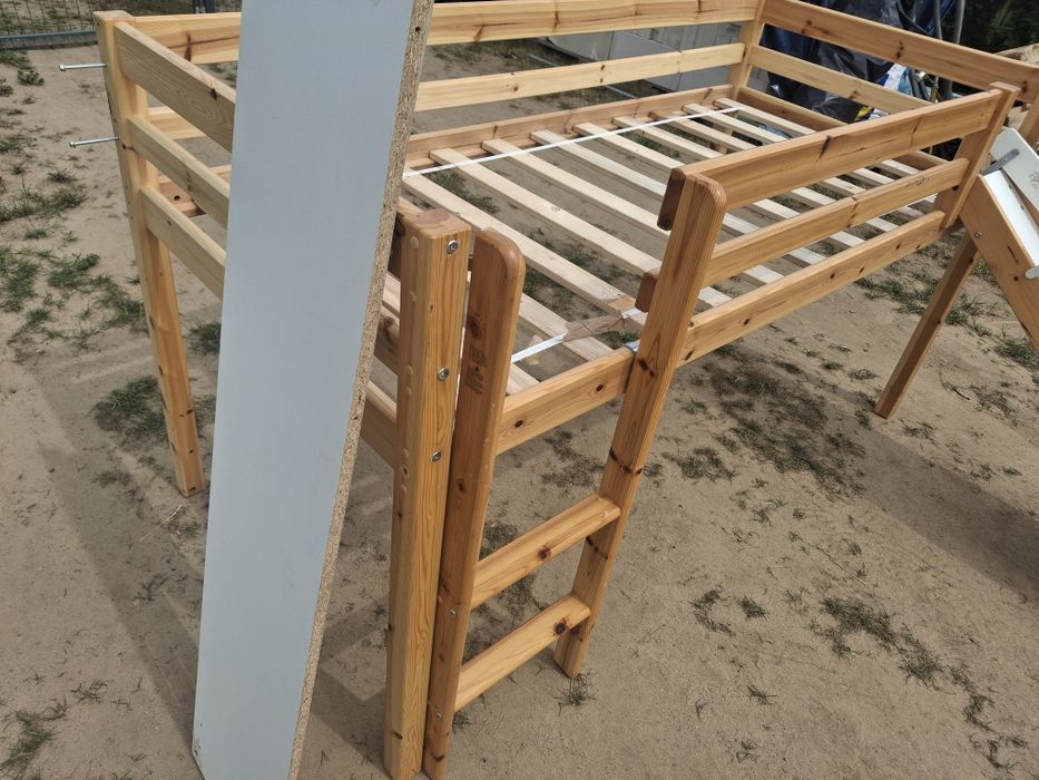 Sprzedam łóżko dziecięce