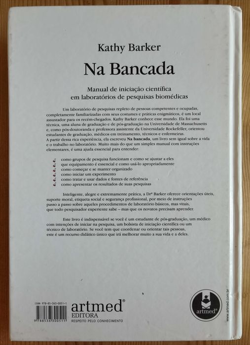 Na Bancada -Manual de iniciação científica em laboratórios