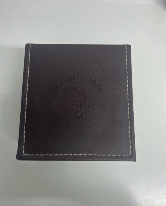 2 relógios homem e mulher marca U.S.Polo