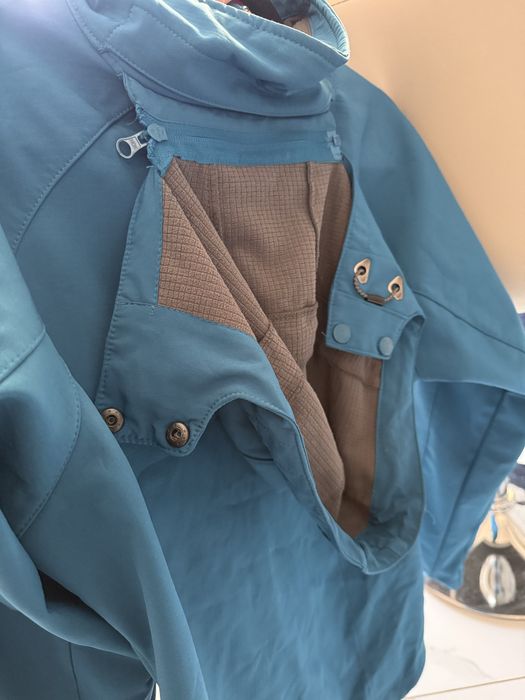 Продам куртку Trespass