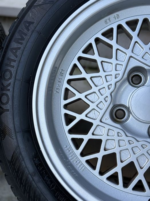 Jantes estilo BBS 14x7 com pneus