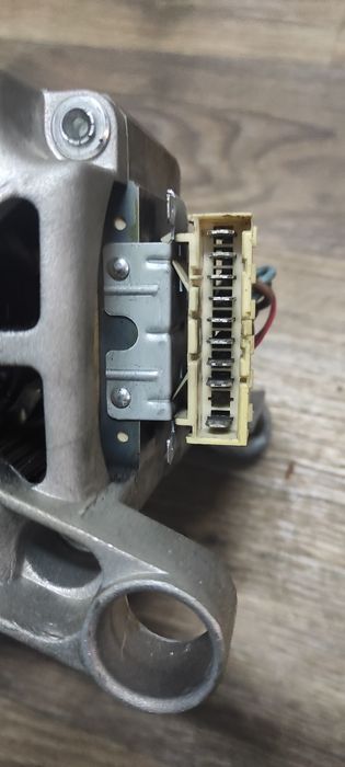 Двигун  , мотор пральної машинки Indesit, LG