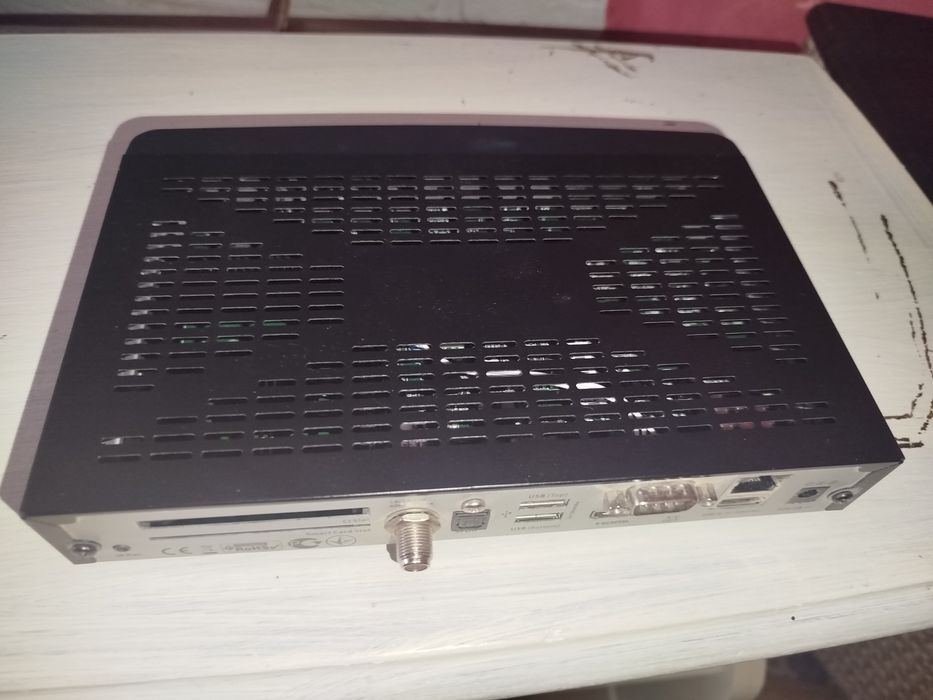 Продам супутниковий ресивер openbox sx4 hd