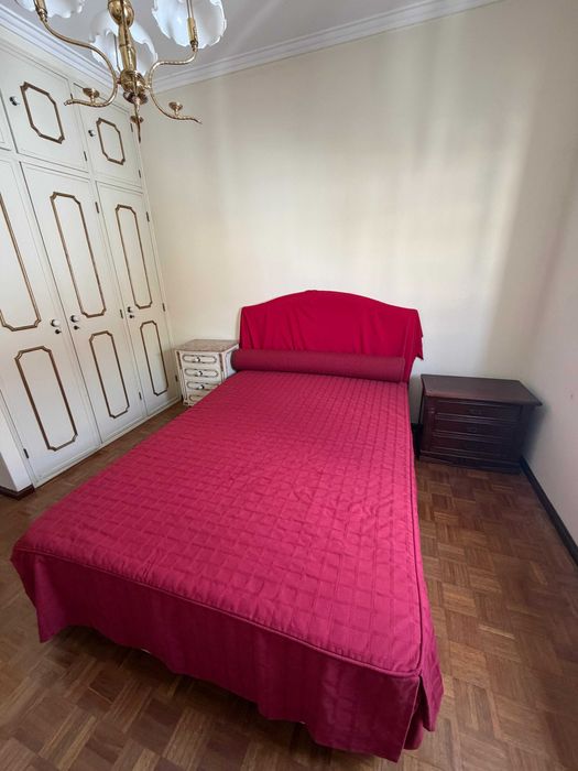 Vendo Mobilia de Quarto Individual/Conjunto