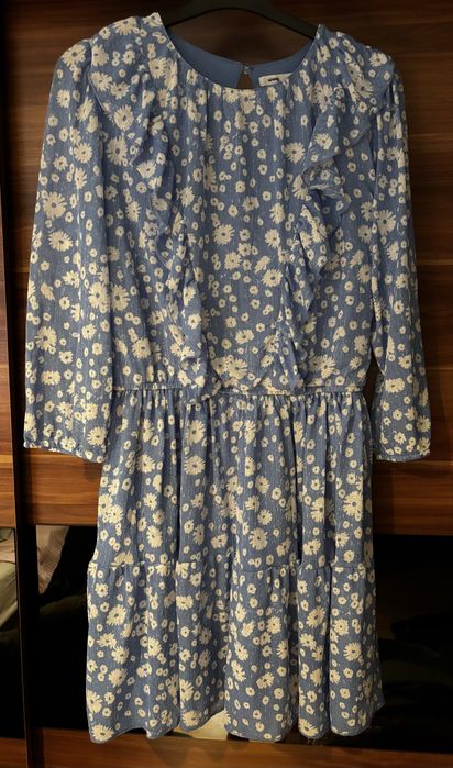 Niebieska sukienka w kwiaty, sinsay, rozmiar L