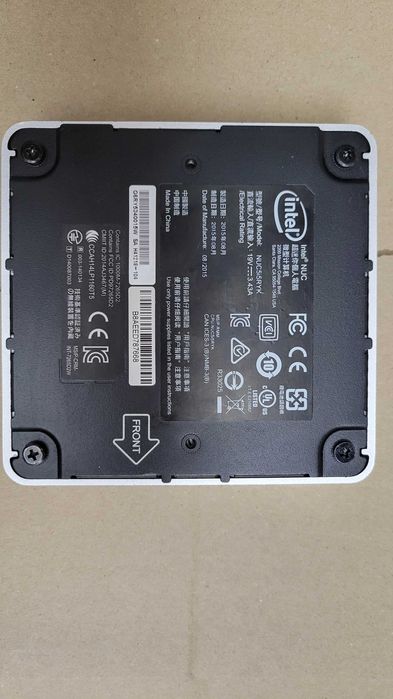 Неттоп Intel NUC5i5RYK i5-5250u 8/256GB m.2 NVME SSD WiFi BT miniHDMI