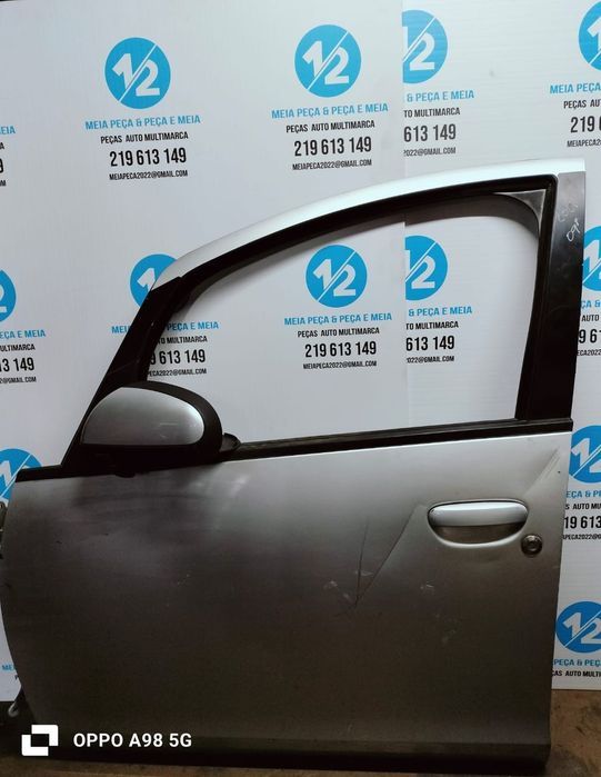 Porta frente esquerda Mitsubishi Colt de 2009