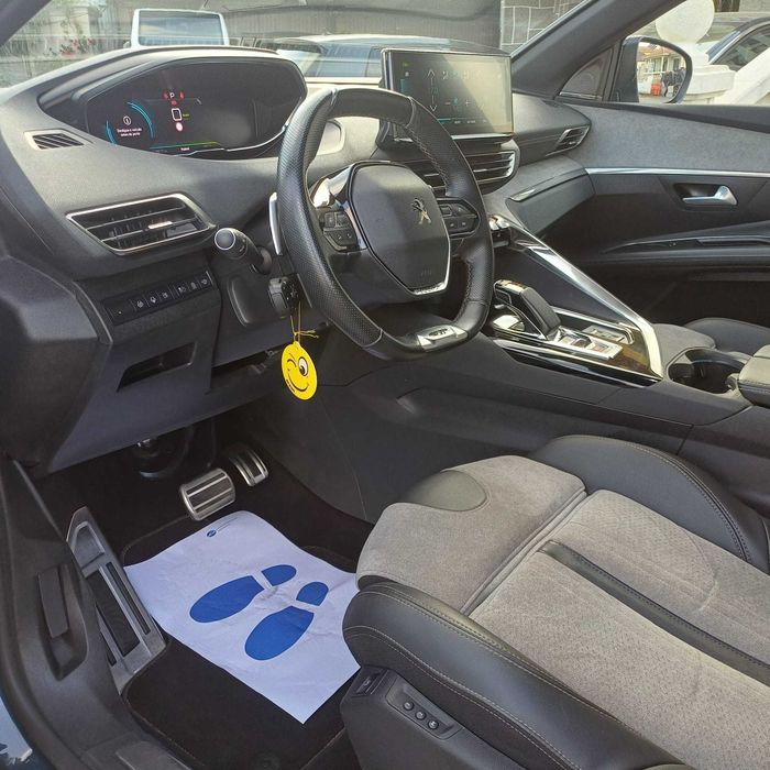 Peugeot 3008 GT HYBRID PLUG-IN 225CV c/IVA