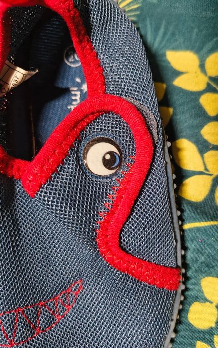 Buty do wody Impidimpi  plus klapki w wisienki roz. 26