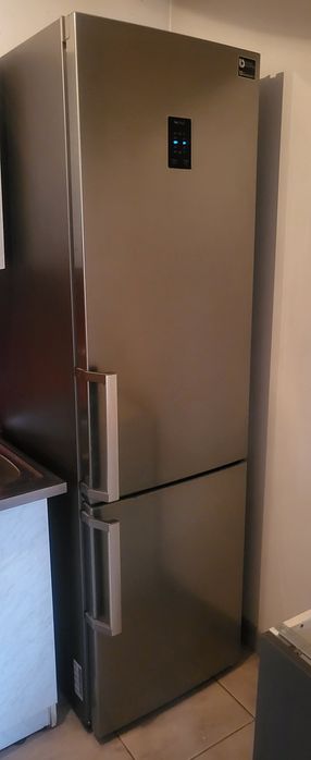 Lodówka Samsung RB37J5325SS