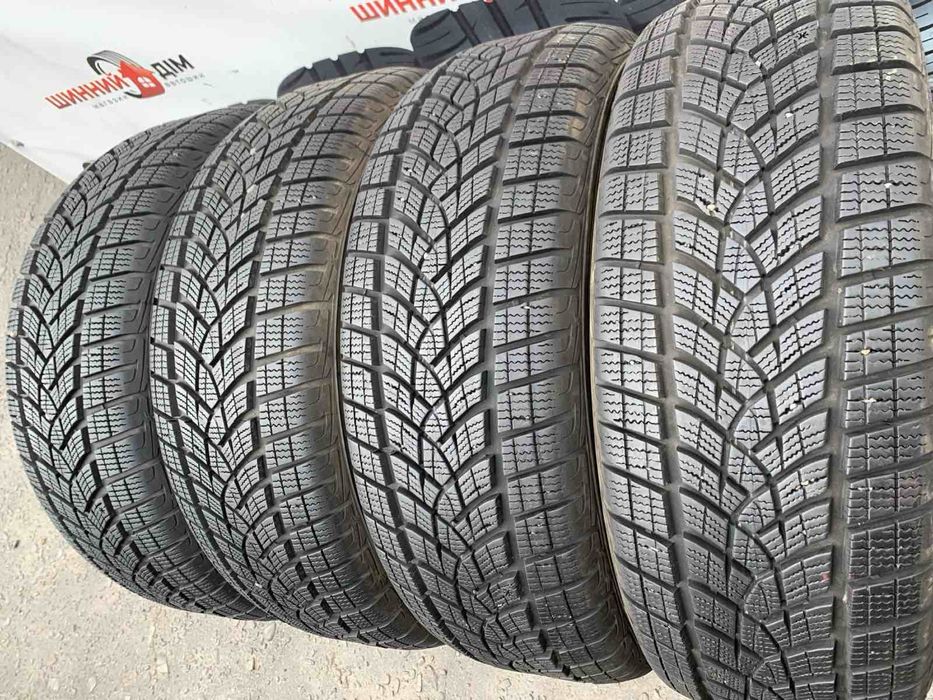 Шини 215/60 R 17 Goodyear 7,5-8мм зима
