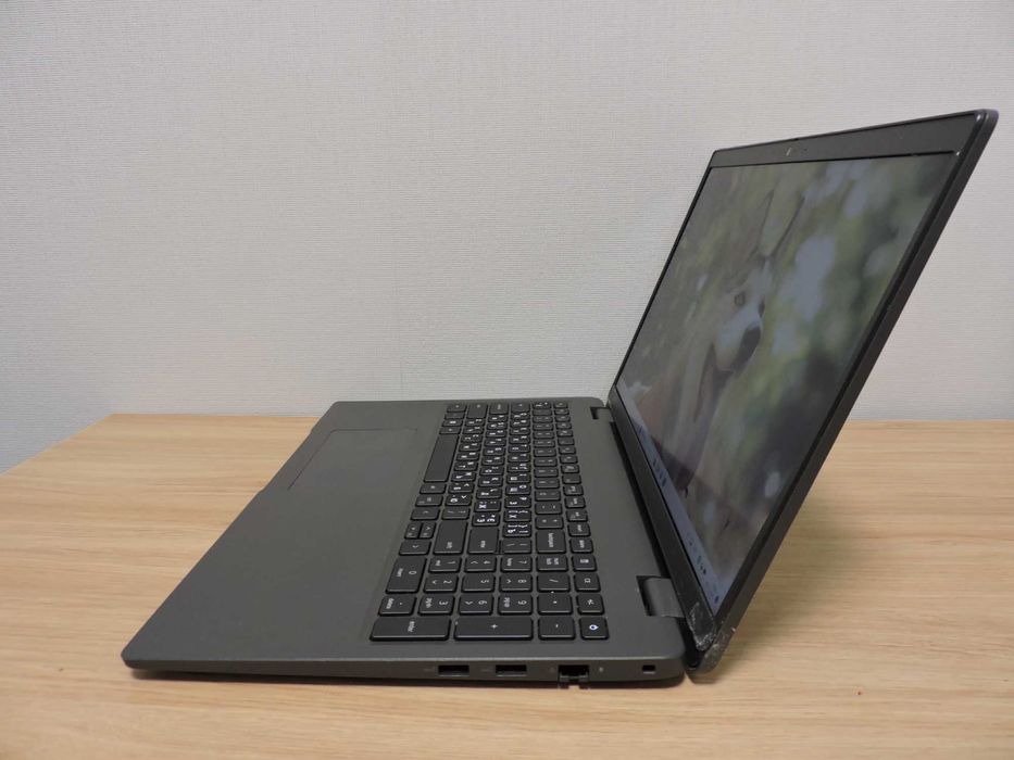 Dell Latitude 3540/15.6/ FHD IPSi3 1215U/16GB/SSD256/UHD