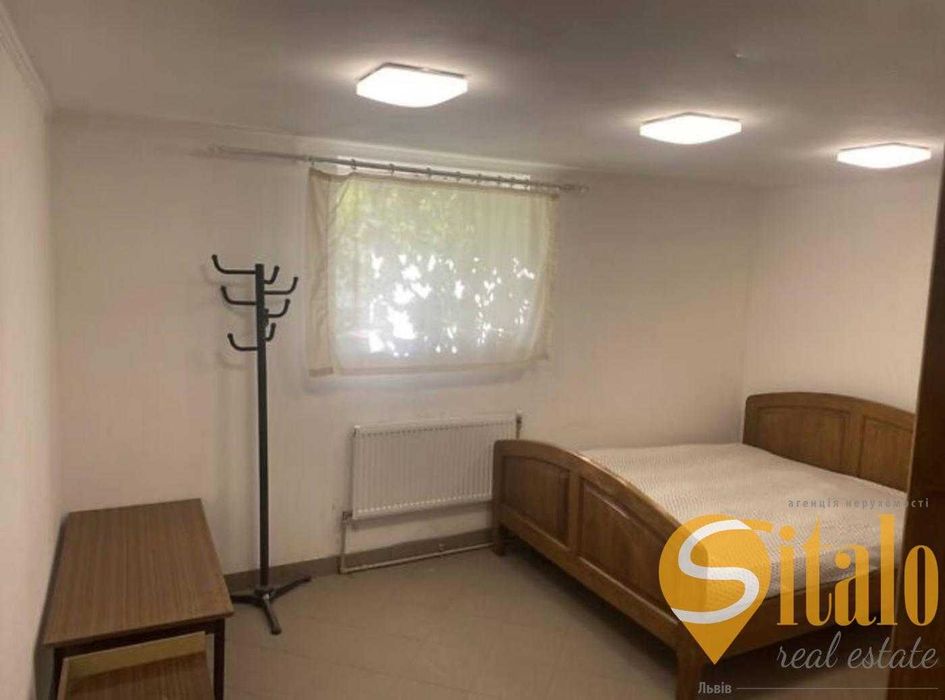 Продаж комерційного приміщення, вулиця Золота